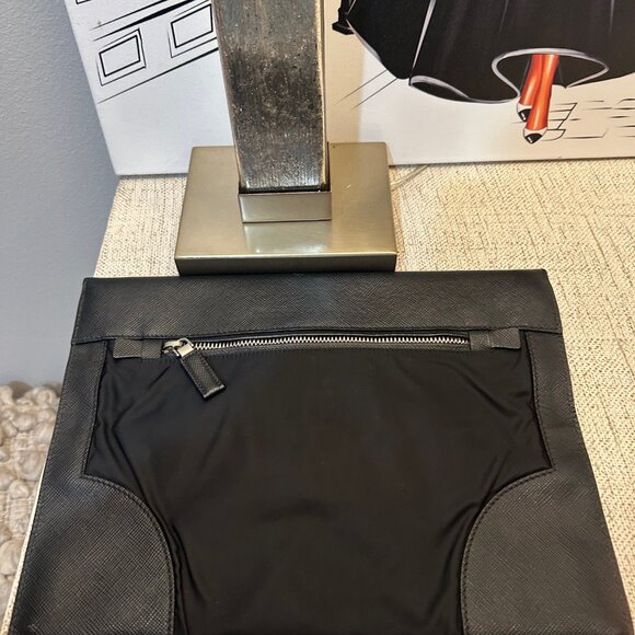 Prada Push Lock Portfolio Pouch in Saffiano Leather & Tessuto Nylon - Picture 4 of 12